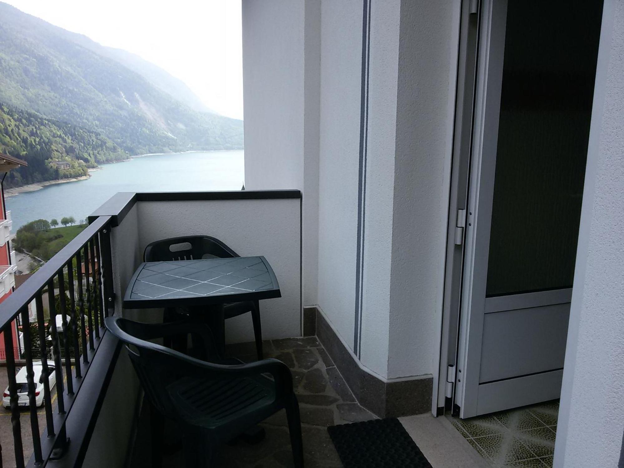 Casa Maria Apartment Molveno Phòng bức ảnh